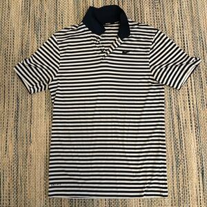 Nike Golf Shirt- polo style Men’s Small
